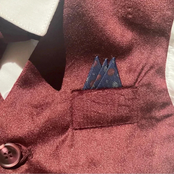 NWT Issac Mizrahi 4PC Red Velvet Vest, Dress Pants, Dress Shirt and Bow tie 2 - Picture 4 of 7